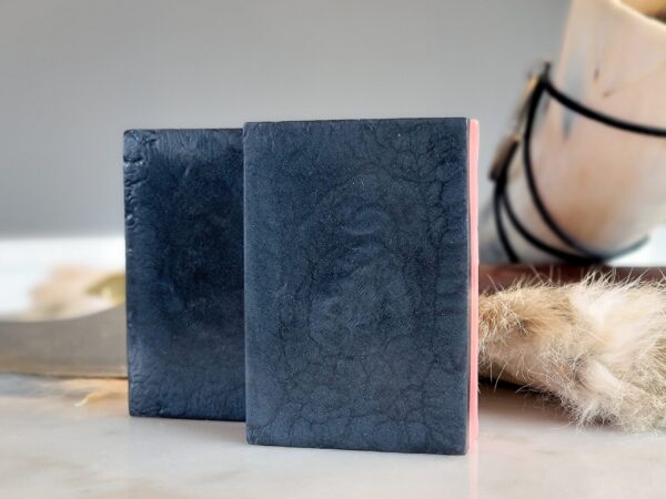 EIKTHYR'S RACK: Spiced Rum and Sweet Orange Shea Butter Soap